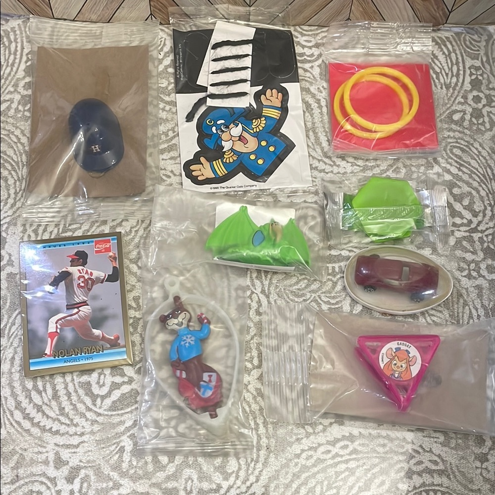 Vintage Toy Cereal‎ Collection SUGAR BEAR CAPTAIN CRUNCH MORE 1990’s